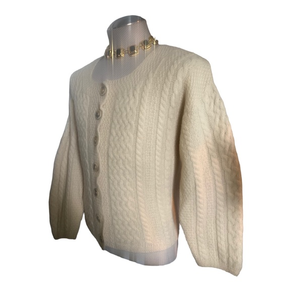 INIS CRAFTS Women's Off White Cable Knit Cardigan Size Medium Made in Ireland - Picture 3 of 11